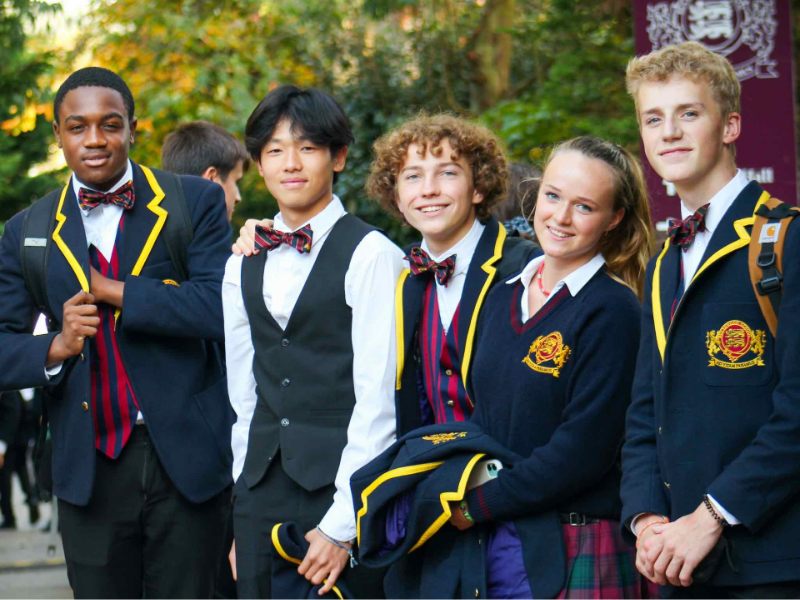 На учебу в зарубежную школу - всего на 1 семестр!